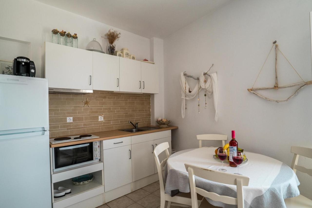 Plori Studios And Apartments Aegiali Luaran gambar